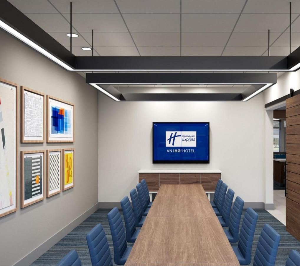 Holiday Inn Express - Cabot By Ihg Экстерьер фото